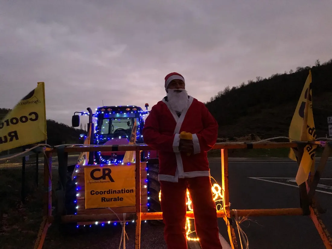 Le Père Noël est venu soutenir les agriculteurs de la Coordination Rurale du Lot