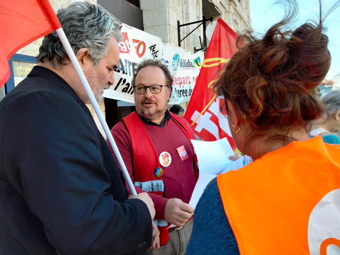 Jérôme Delmas, secrétaire de l'UD CGT 46 et Patrick Delfau de FO 46.