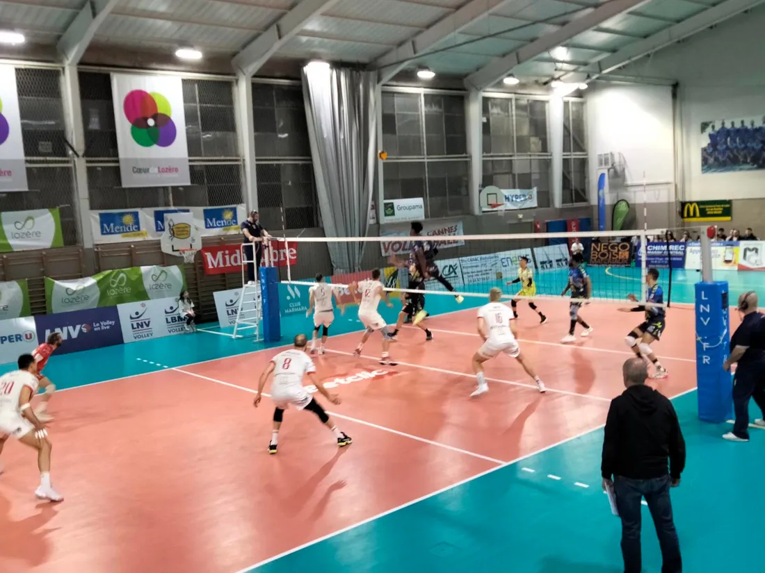 Le Mende Volley Lozère (MVL) en phase finale, une dernière 