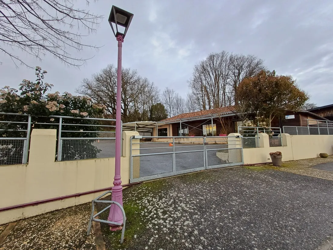 L'école de Gensac accueille actuellement 16 élèves du CE2 au CM2.