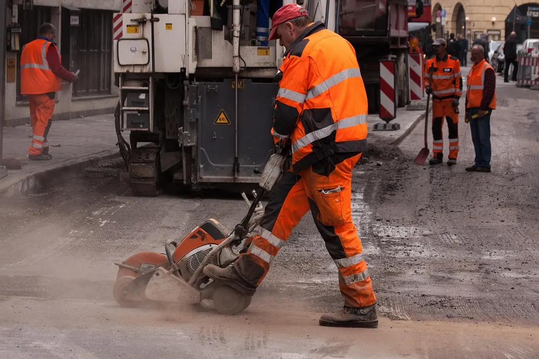 Les travailleurs du BTP sont particulièrement exposés au bruit.