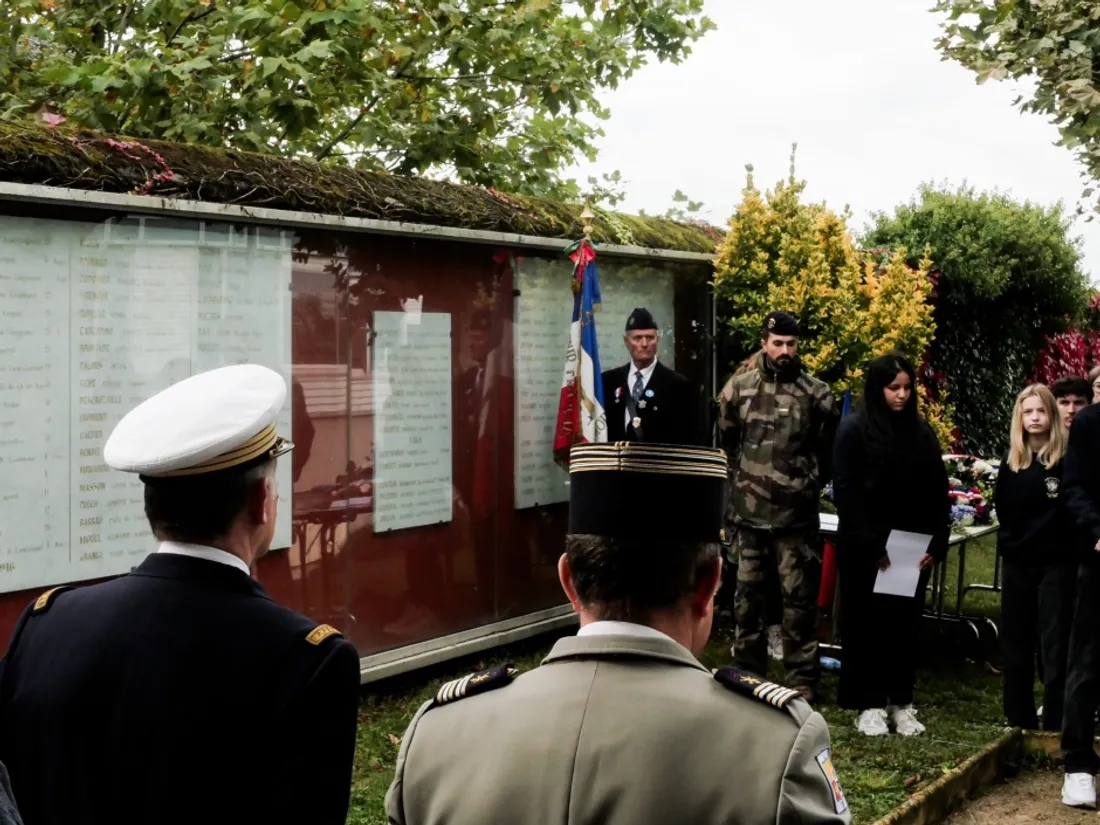 Cérémonie d'inauguration de la classe de défense du lycée Foch