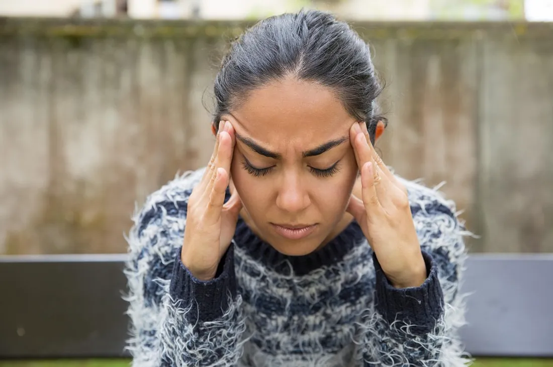 Mal de tête et migraine (illustration)