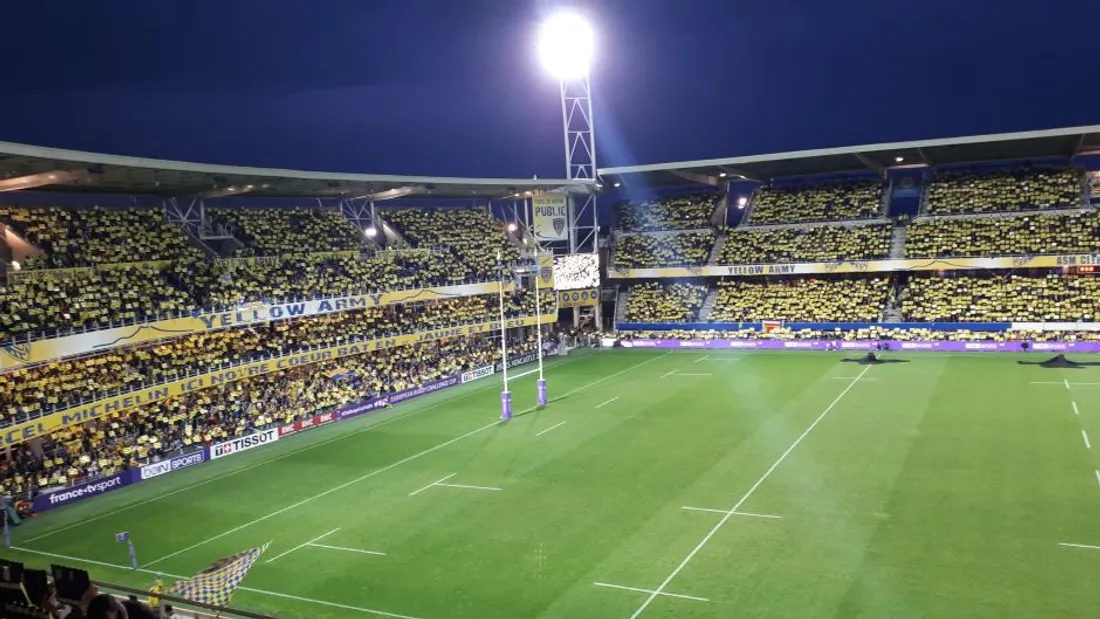 Le stade Michelin et sa Yellow Army à Clermont-Ferrand (Puy-de-Dôme).