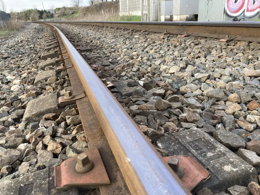 Rail