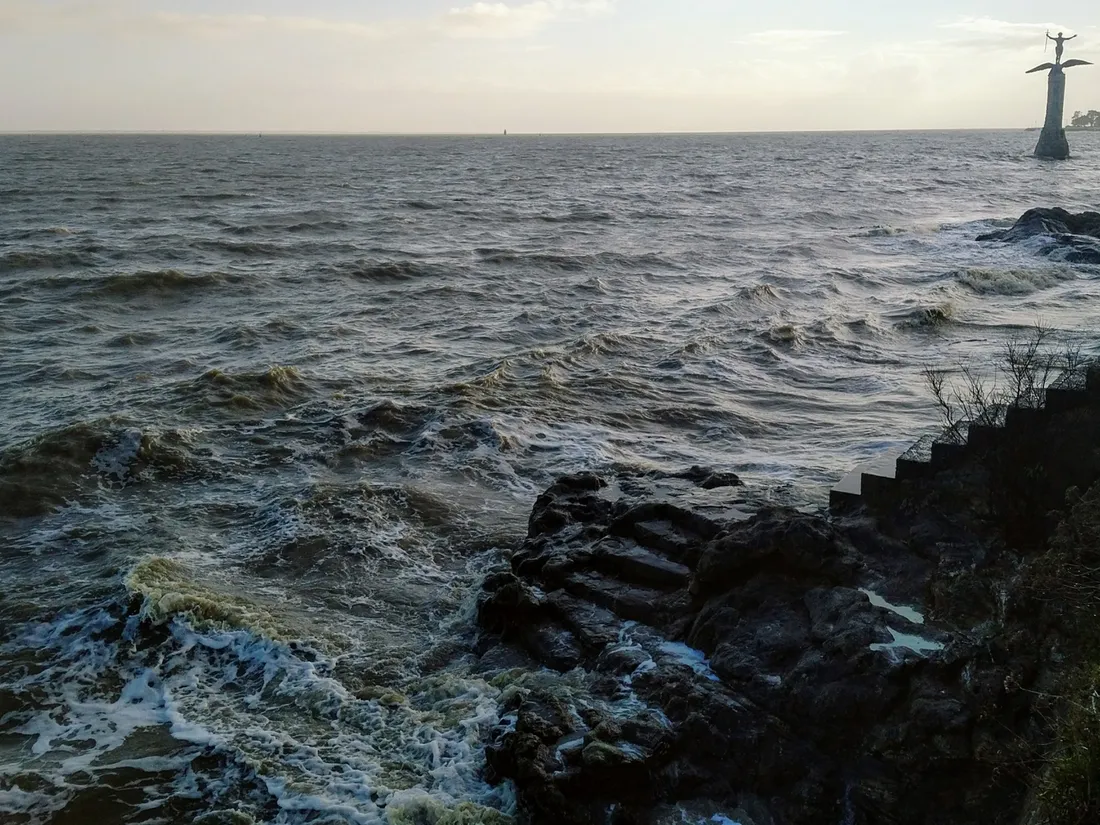 Vagues à Saint-Nazaire