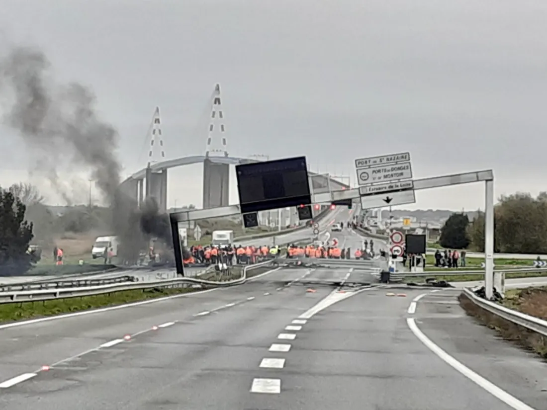 La manifestation de mercredi sur le Pont.