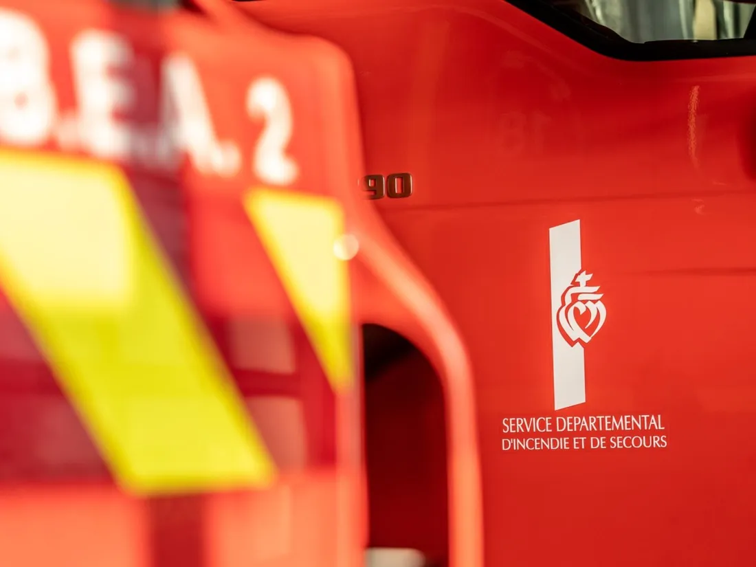 Un véhicule de pompiers, illustration
