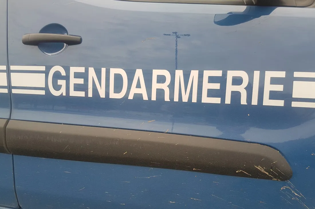 Un véhicule de gendarmerie, illustration