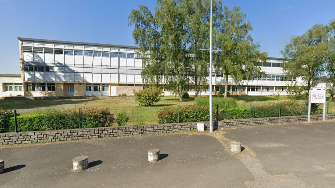 Le collège-lycée Gabriel Deshayes à Saint-Gildas-des-Bois