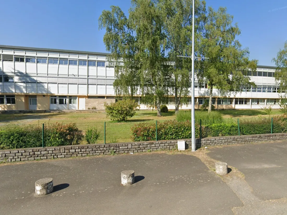 Le collège-lycée Gabriel Deshayes à Saint-Gildas-des-Bois