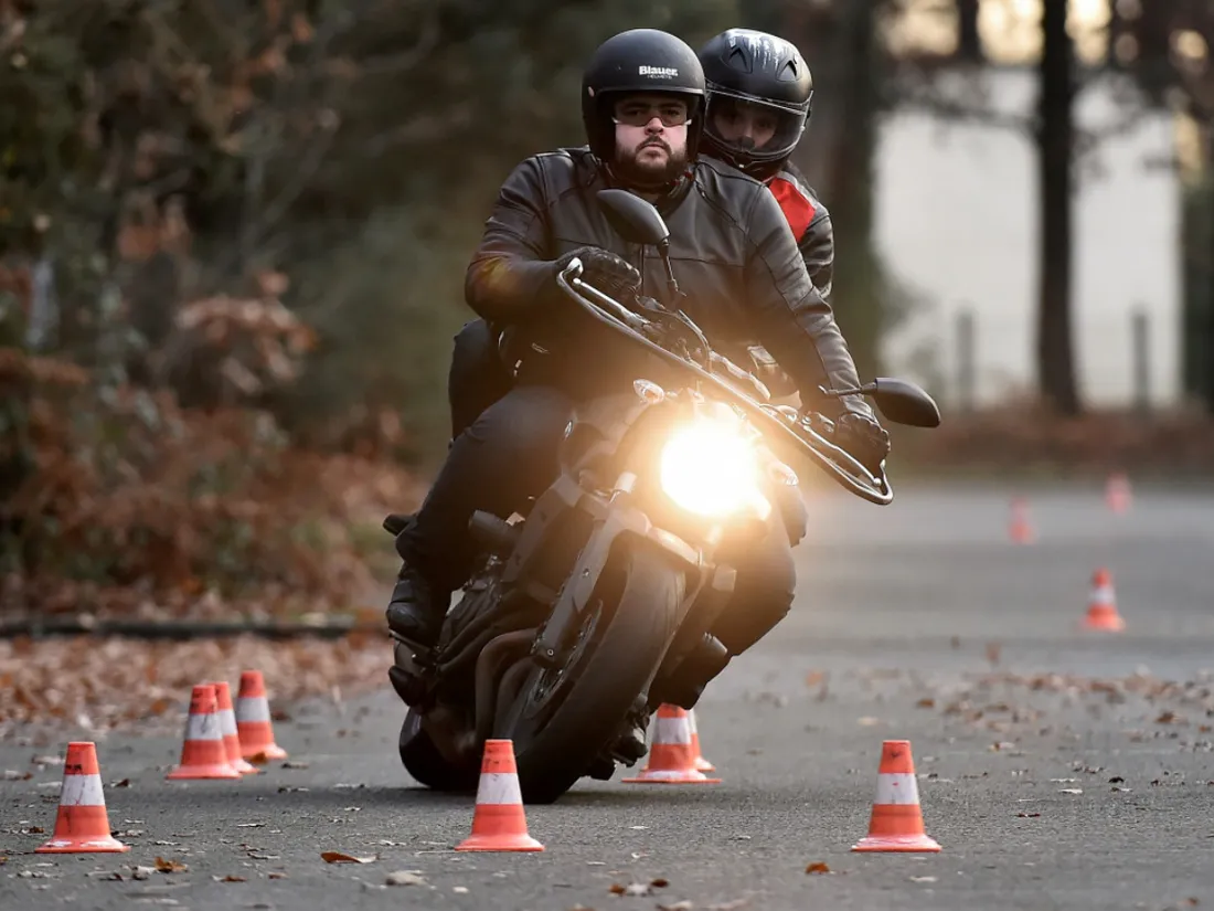Examen du permis moto (illustration)