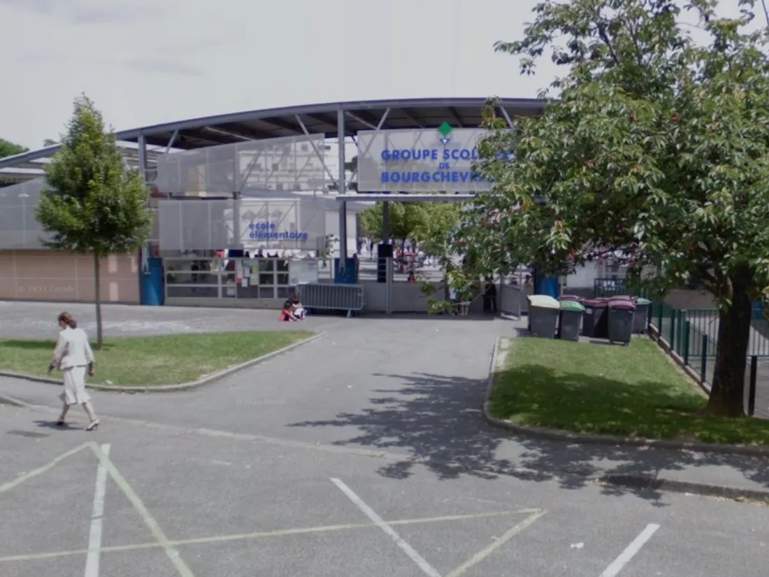 Groupe scolaire de Bourgchevreuil, à Cesson-Sévigné