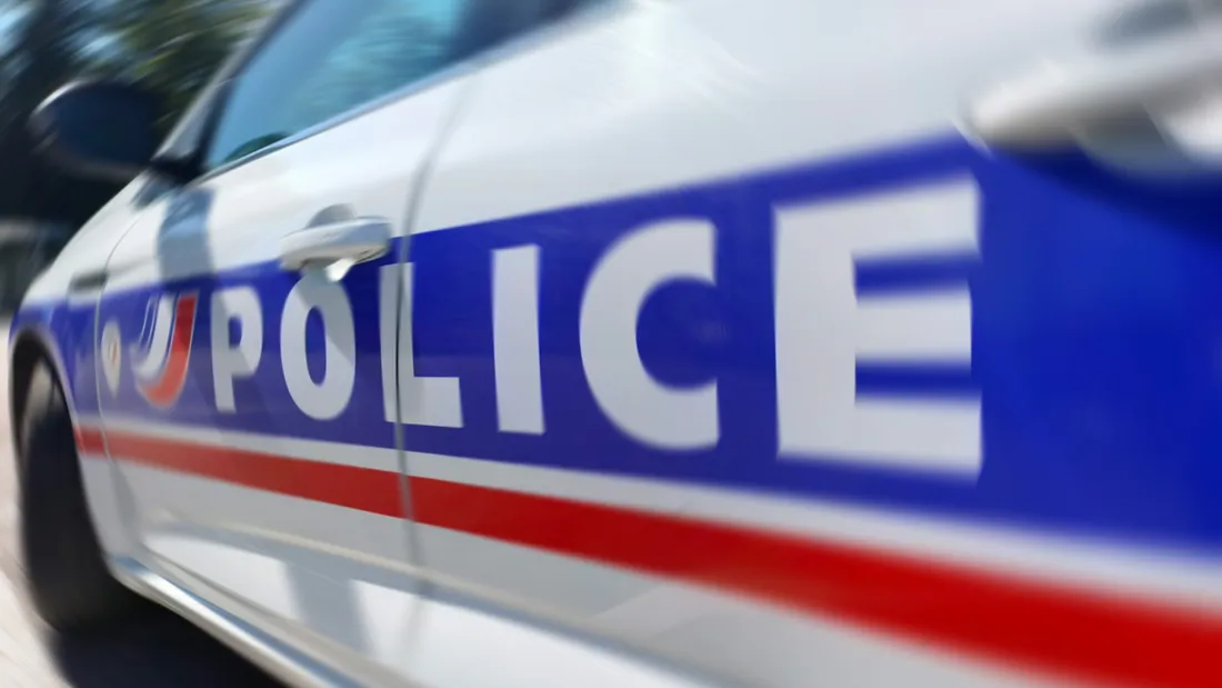 Une voiture de police, illustration