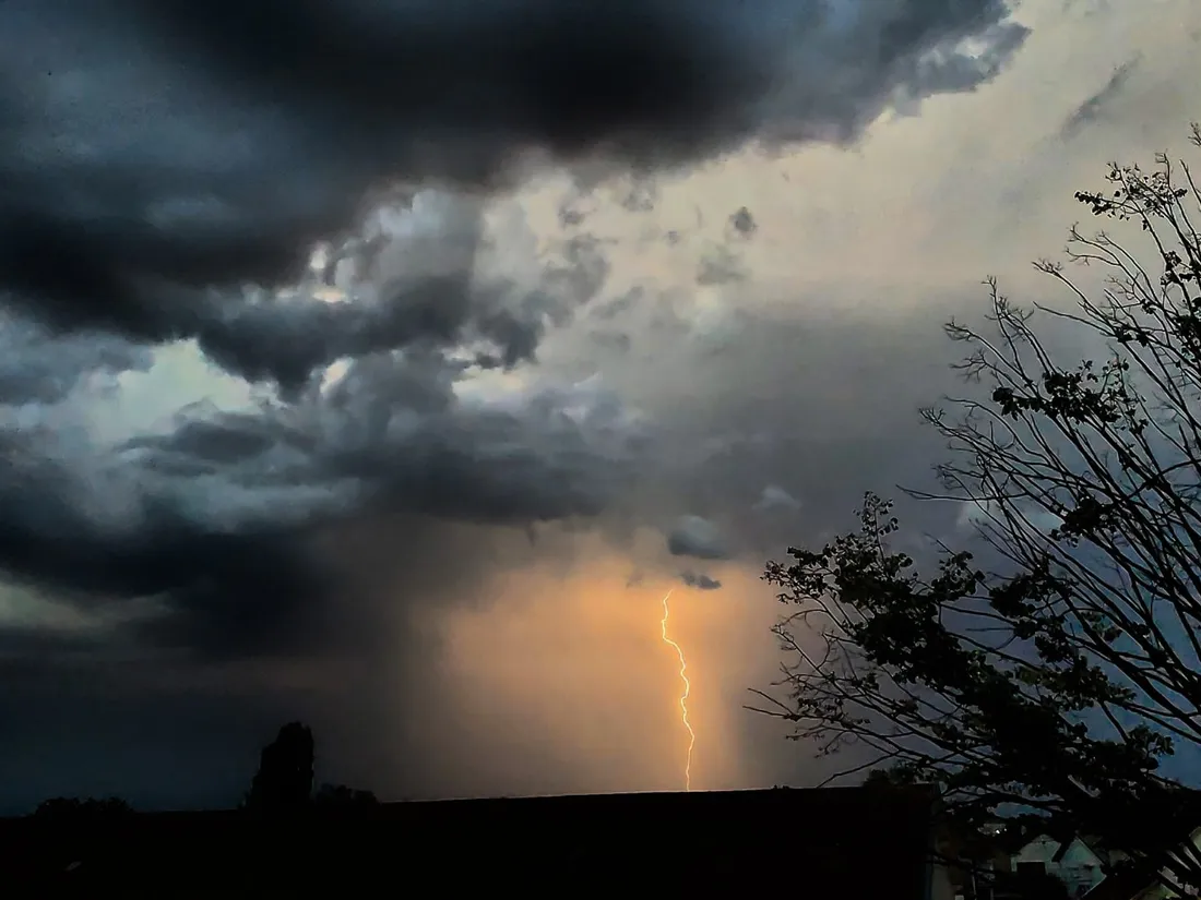 Un éclair lors d'un orage, illustration