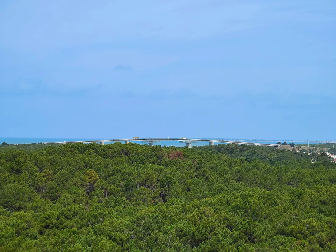Le pont de Noirmoutier, vu du Pey de la Blet, archives