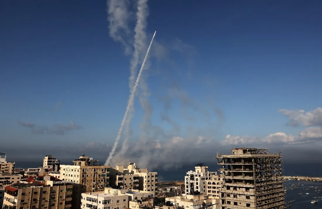 Des roquettes tirées par le Hamas depuis la bande de Gaza vers Israël, le 7 octobre 2023.