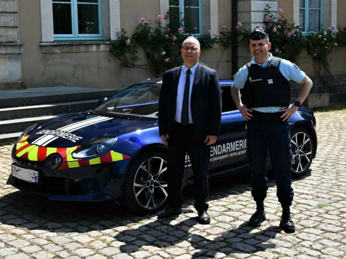 Sarthe. Les gendarmes équipent tous leurs véhicules de sifflets