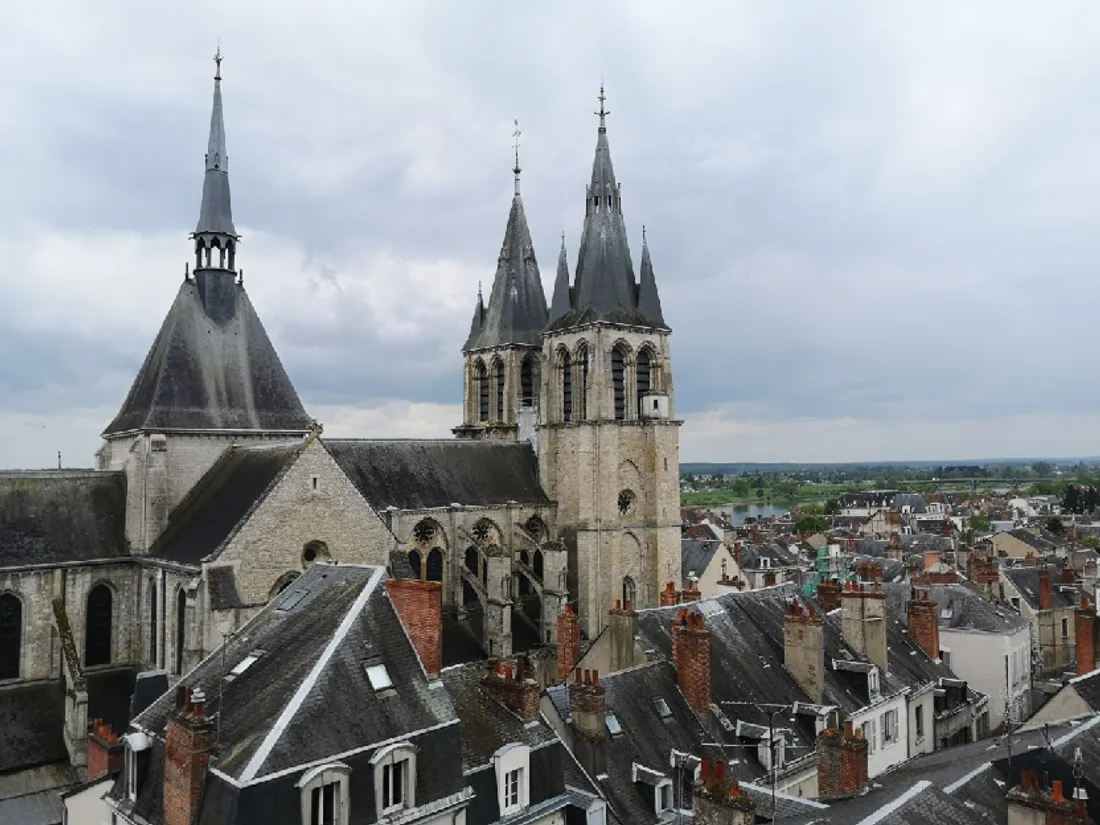 A Blois, l'église Saint-Nicolas, photographiée par un autre... Nicolas, journaliste à Sweet FM
