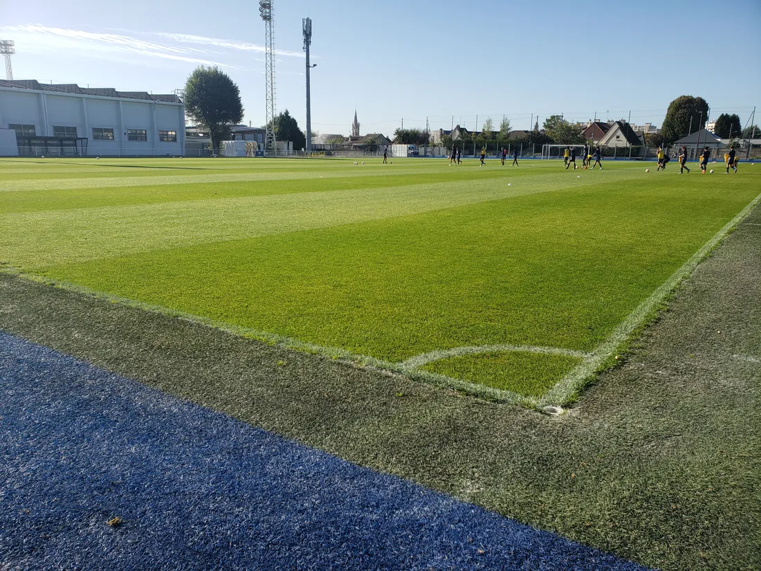 Un terrain de football