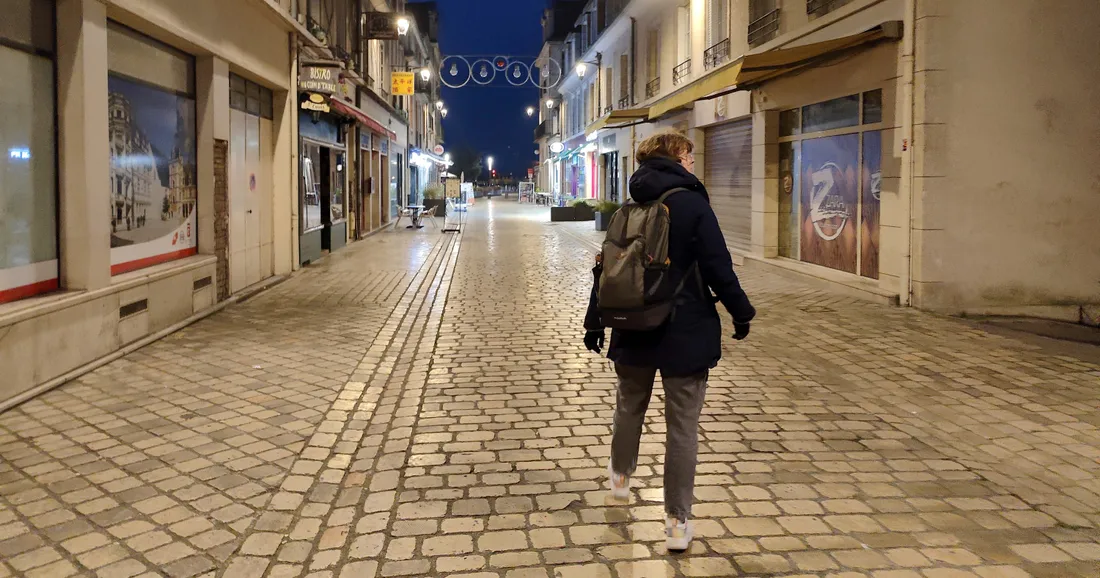 Camille Ayral effectue des tournées de rue quotidiennes pour le CIAS du Blaisois.