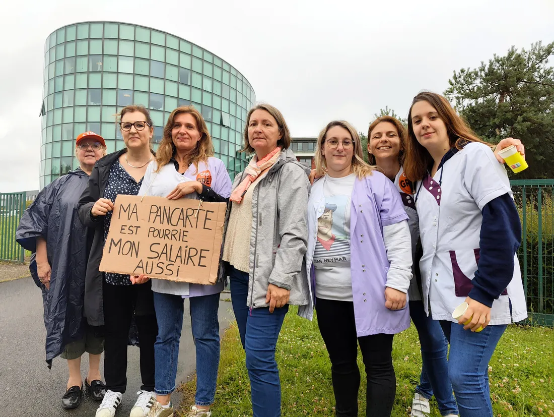 Mobilisation des personnels de la Polyclinique de Blois ce mardi 18 juin.