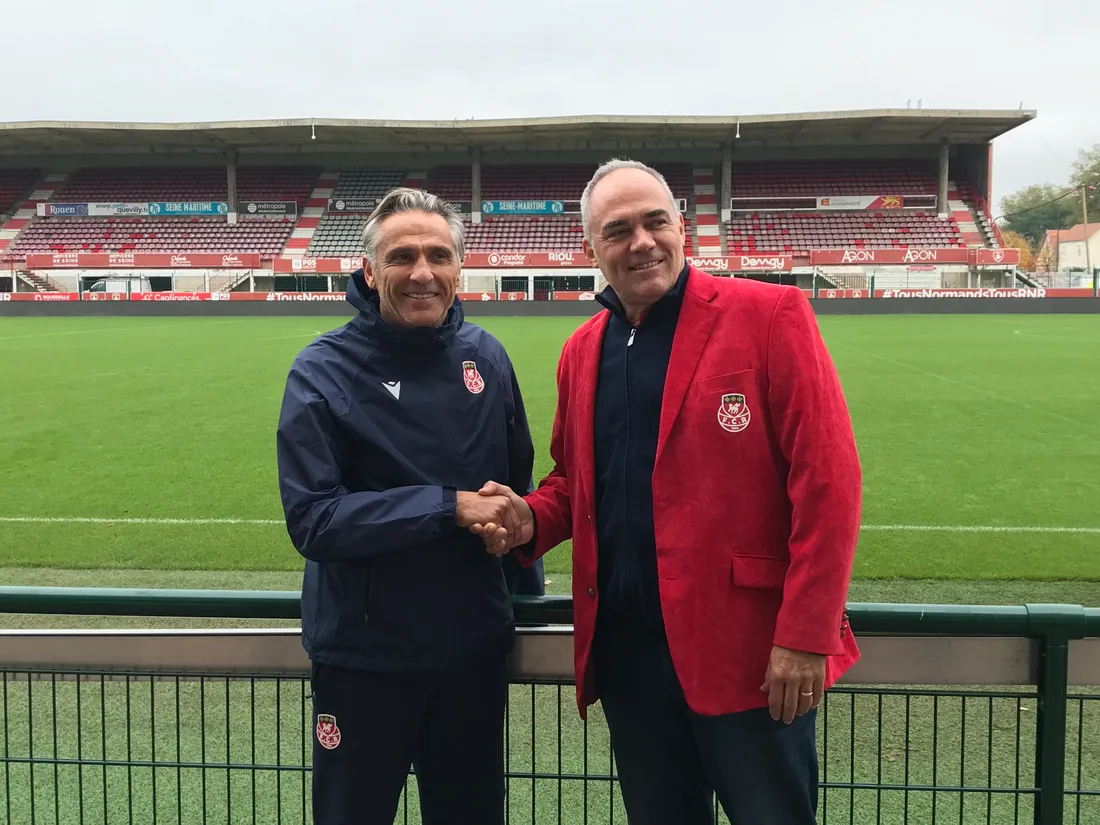 "Le FCR est le club le plus populaire ici" assure le nouvel entraîneur, Régis Brouard