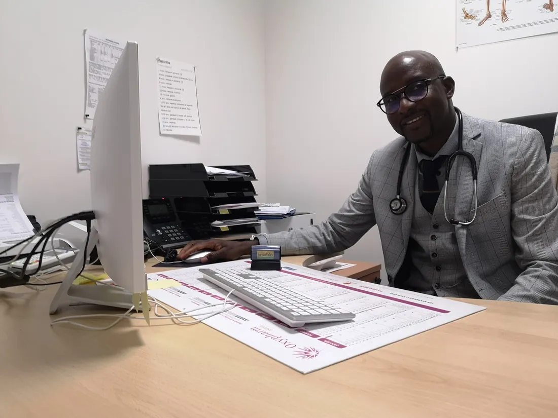 Le docteur Boubacar Diagana, médecin urgentiste à l'origine de cette MSP blésoise.