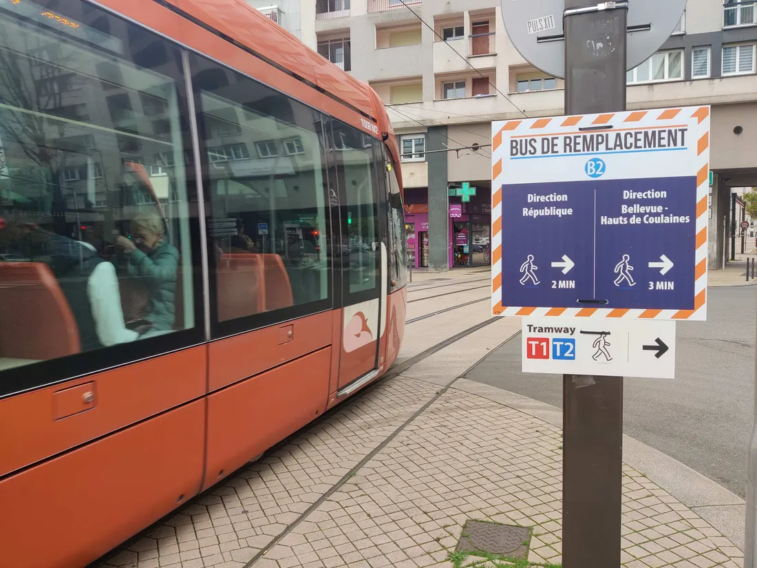 Tram travaux