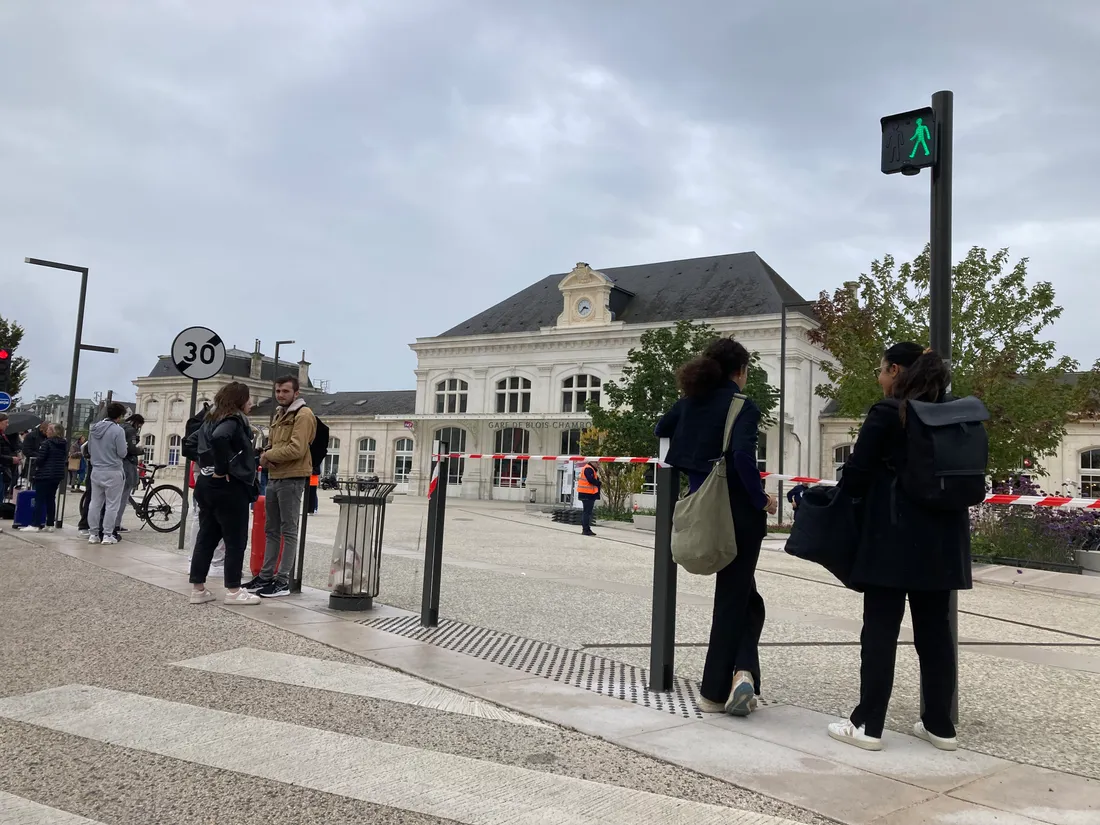 Gare de Blois bouclée