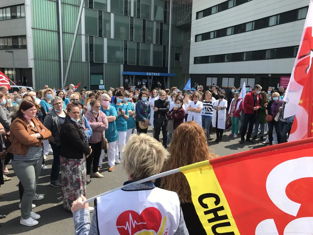 Manifestation au CHU de Caen