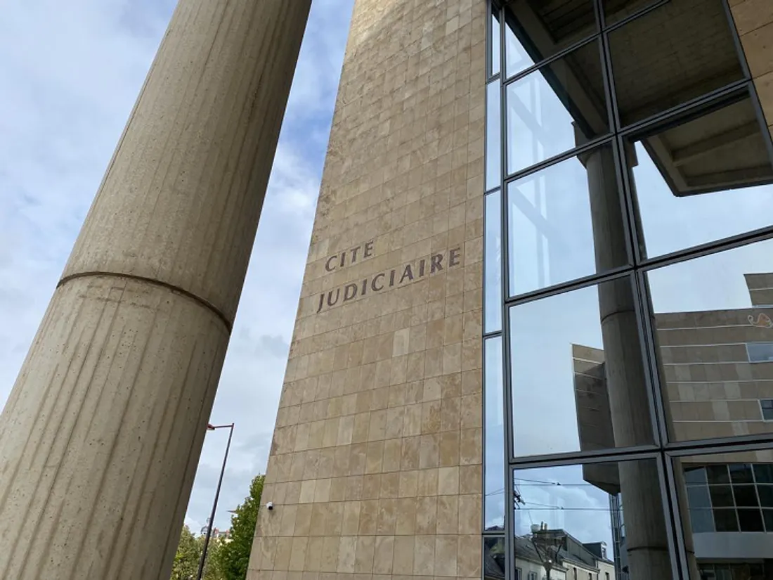 Palais de justice