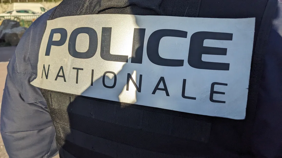 Elbeuf : le motard qui a percuté un policier placé en détention et bientôt jugé