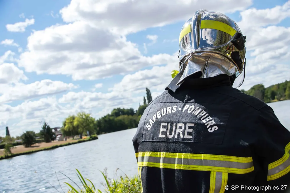 les pompiers évacuent trois personnes à Giverny 