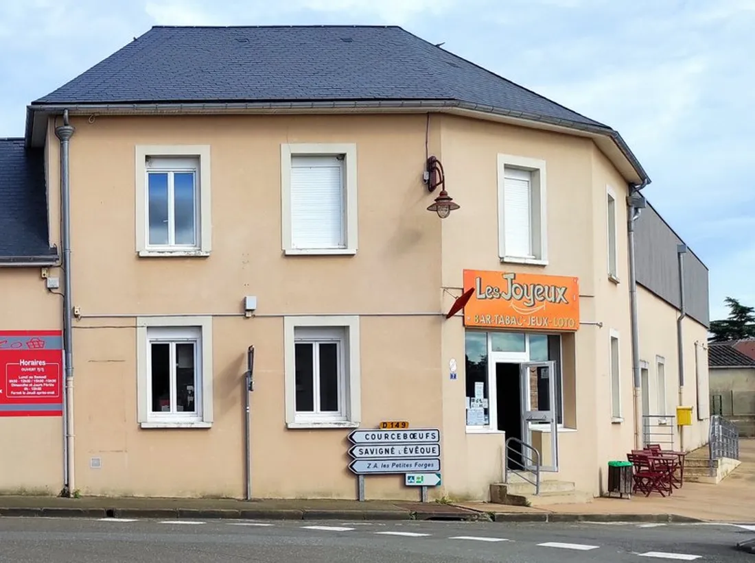 Vue de l'extérieur