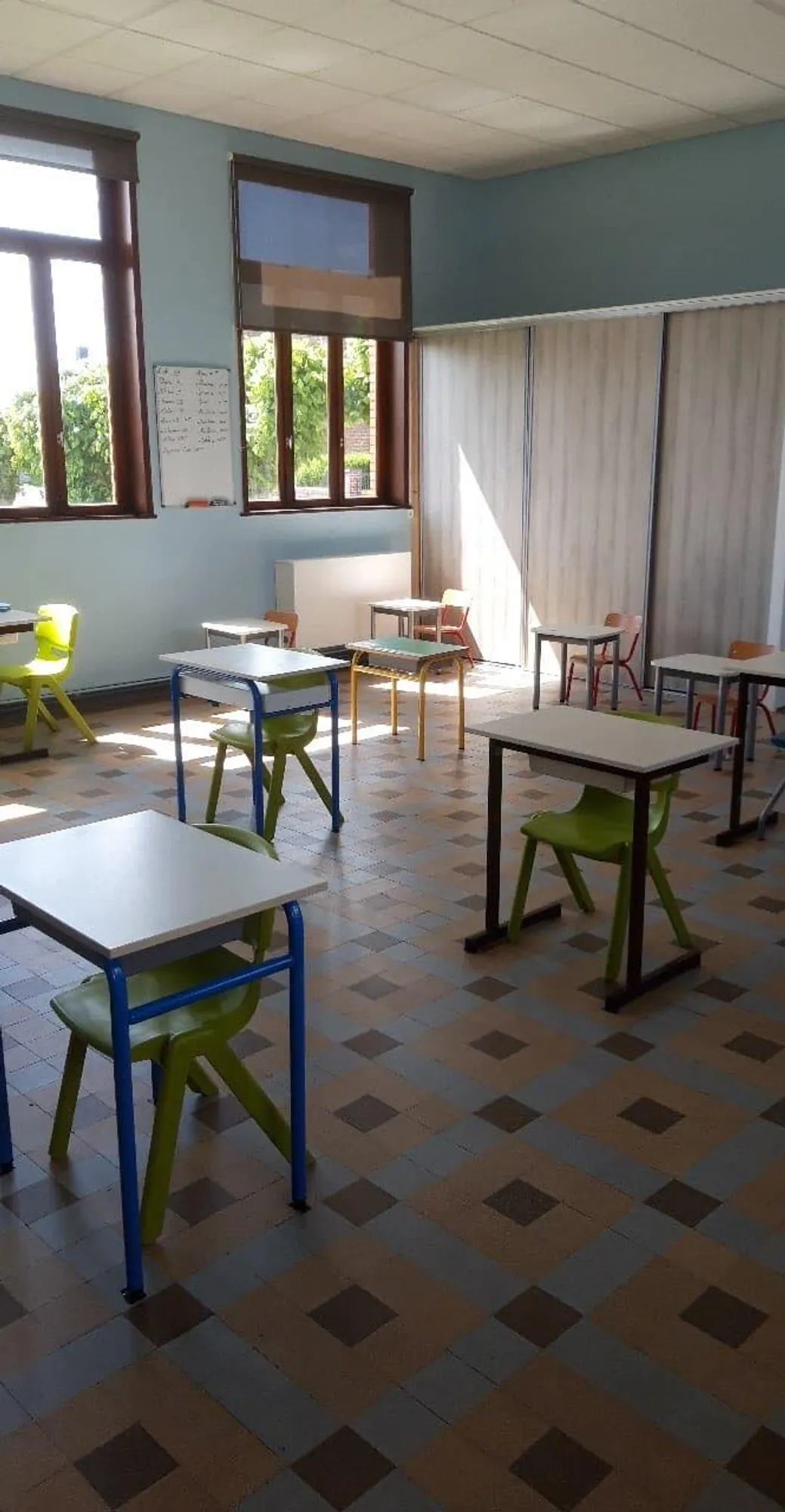 école vide