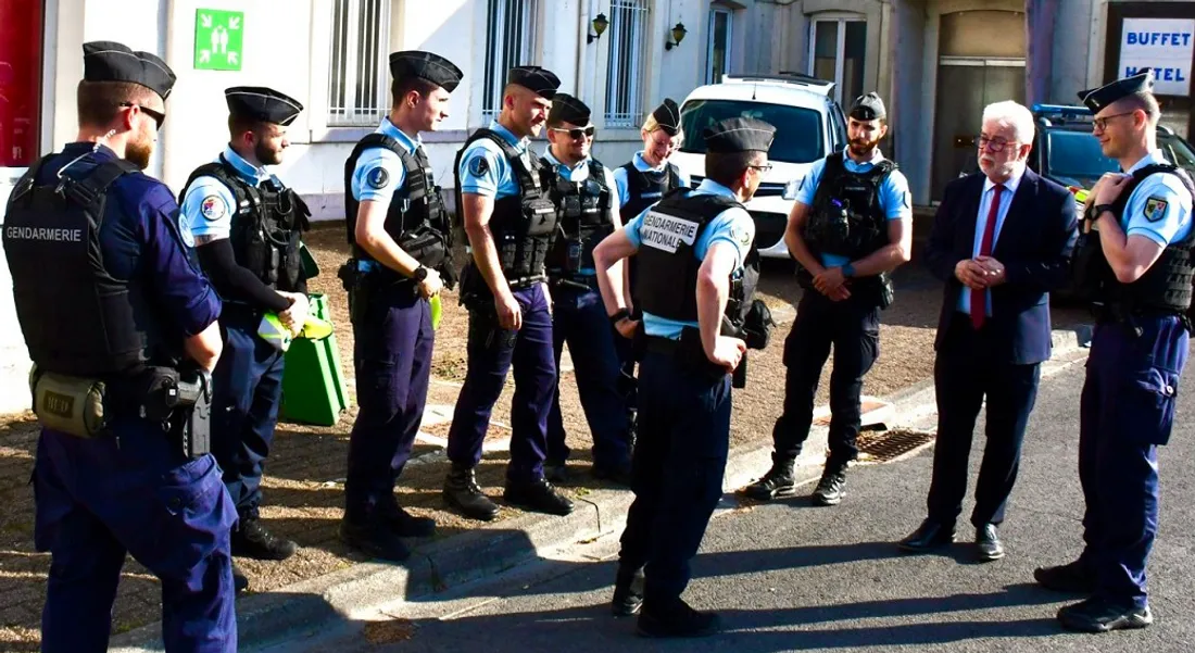 gendarmes