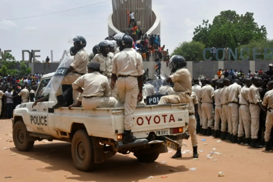 AFRICA RADIO