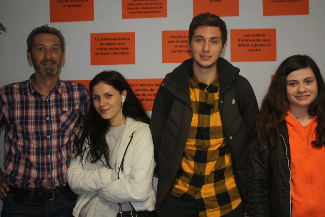 COLLINES LA RADIO
