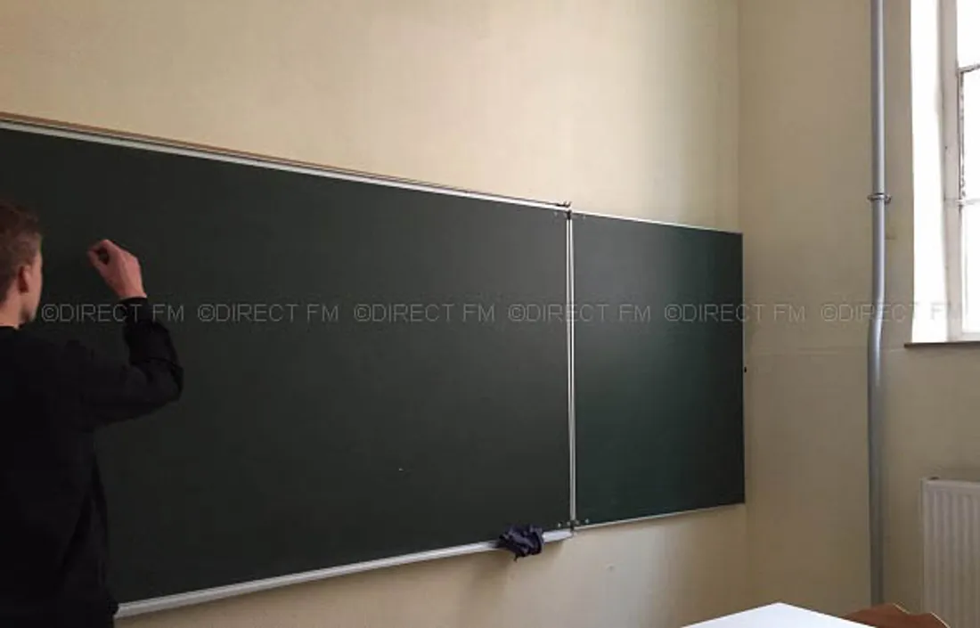 DIRECT FM