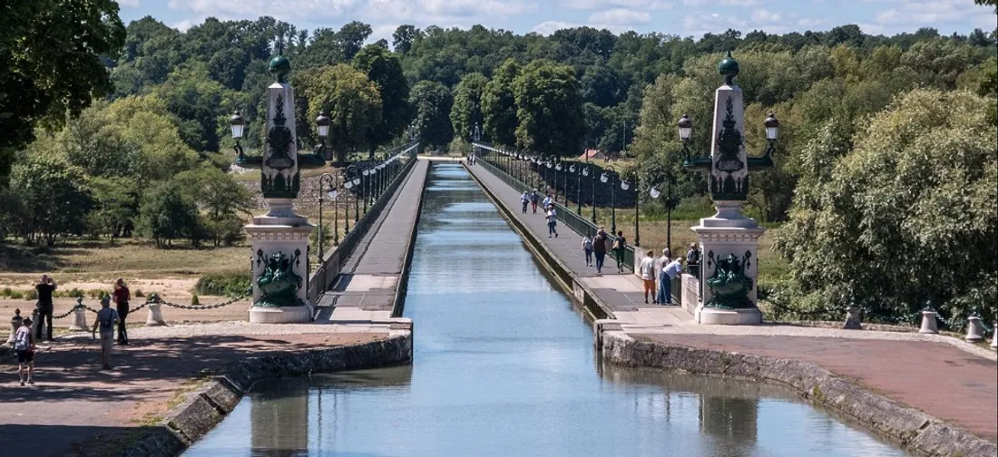 Le pont-canal de Briare, dans le Loiret.