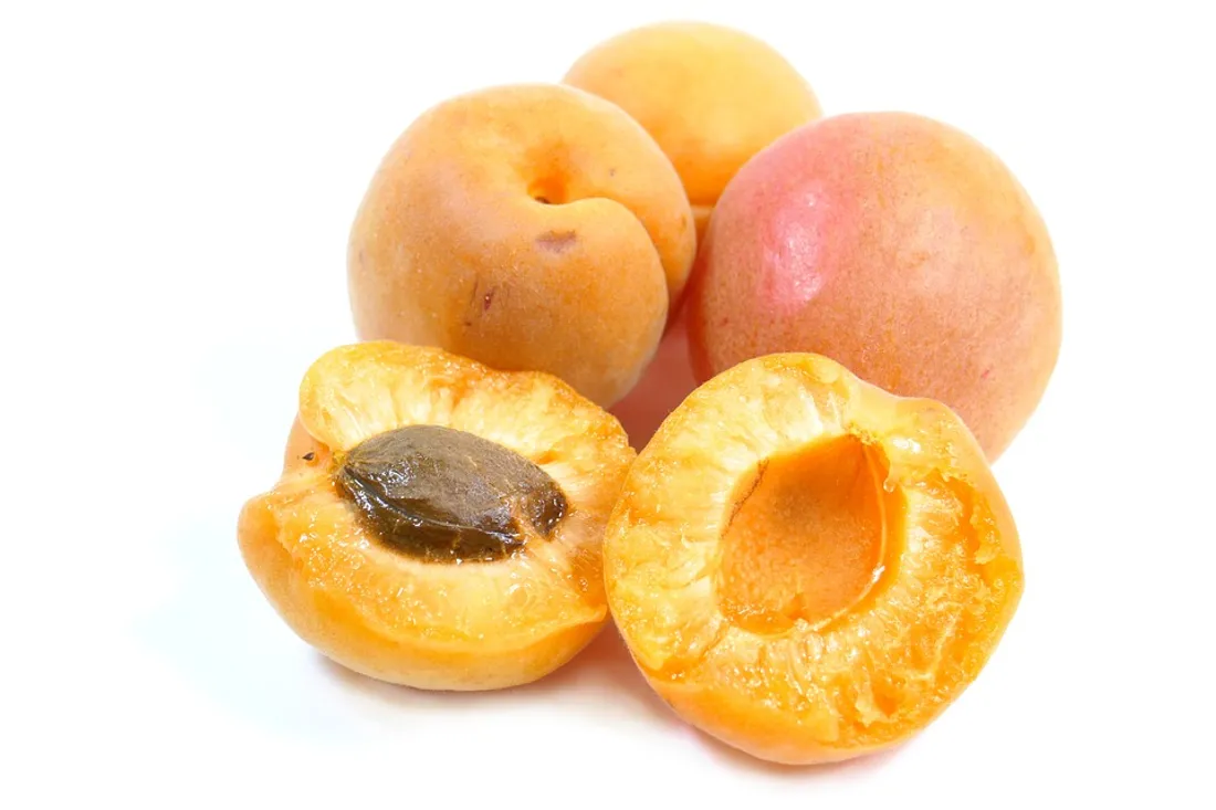 Le cyanure dans les amandes d'abricot 