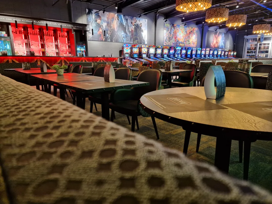 barcadia.jpg (857 KB)