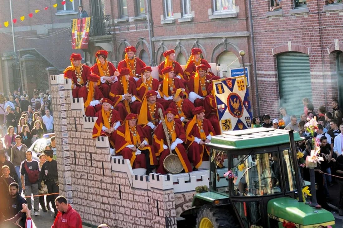 comite-sur-le-char.jpg (501 KB)