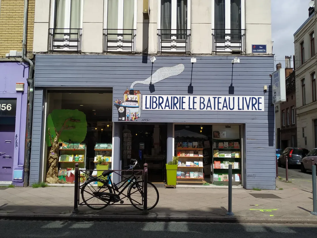 librairie.jpg (459 KB)