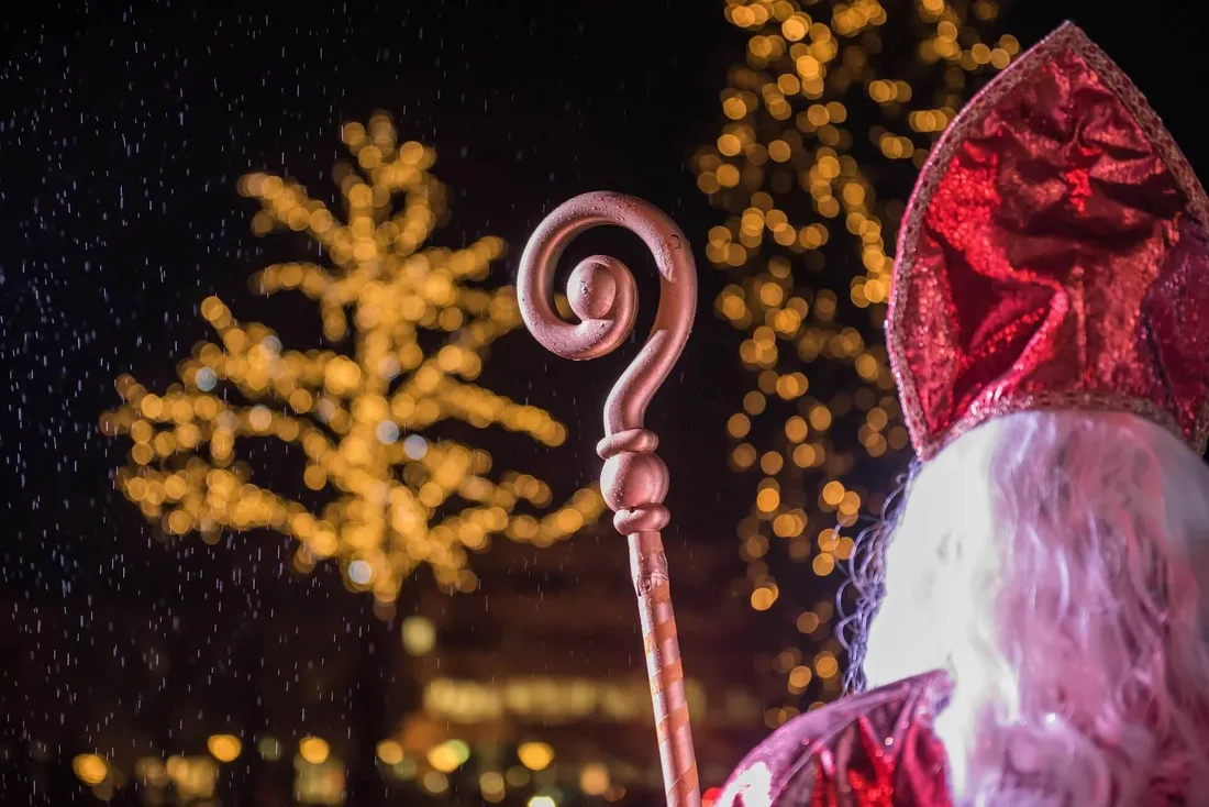 saint-nicolas-marche-noel-amiens-2021.jpg (192 KB)