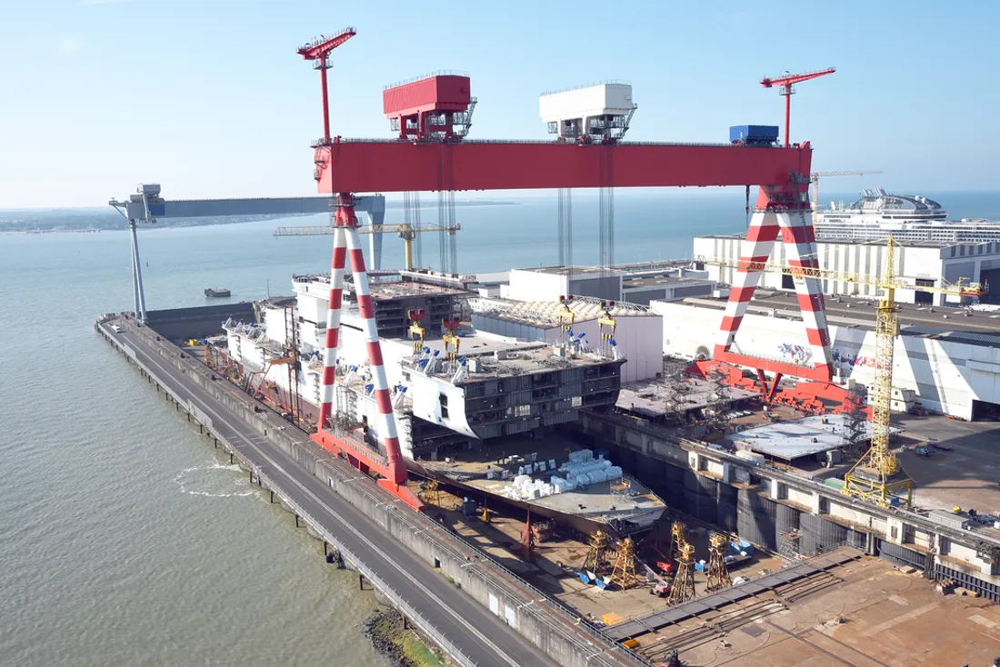 Saint-Nazaire, les Chantiers de l'Atlantique.