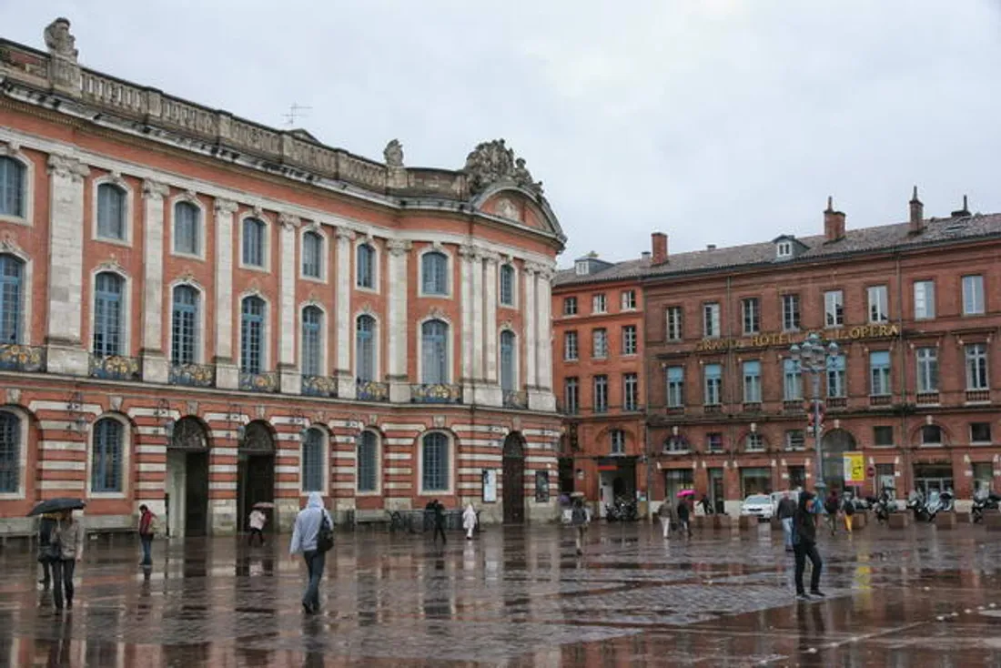 TOULOUSE FM