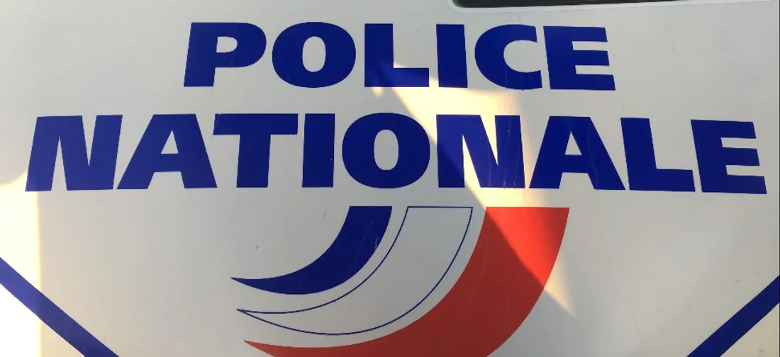 Hier, 4 personnes auraient été placées en garde à vue dans le cadre de cette affaire.