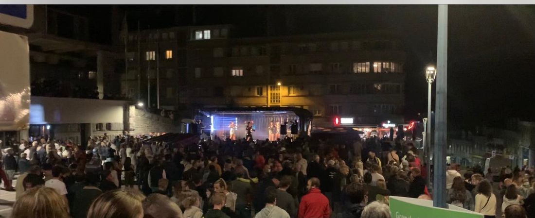 Le bal populaire se déroulait dans un bon esprit jusqu'à ce que des gendarmes soient pris à partie.